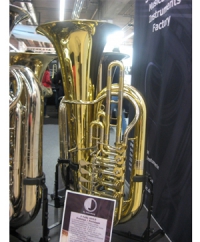 Tuba model 207 F